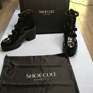 Black Platform Structured Combat Boot